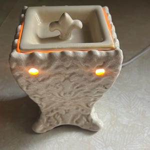 Square Urn Style Aroma Lamp Wax Warmer